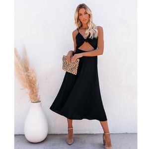 VICI Anaya cutout midi dress